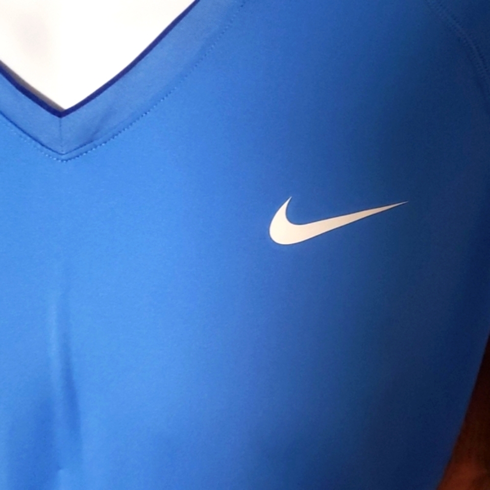 Men's Nike Pro Dri-Fit Fitted T shirt XL - Picture 2 of 5
